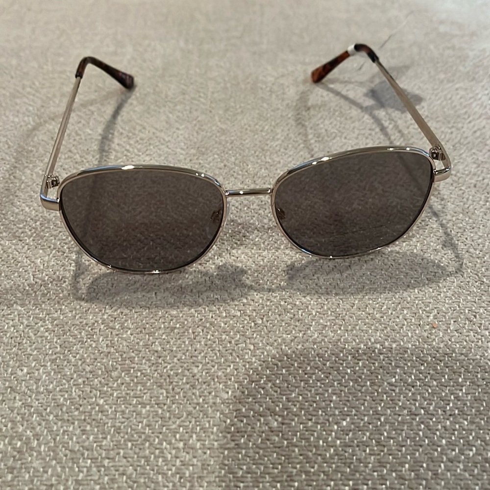 Aerie Bright Side Sunglasses NWTS gold frame